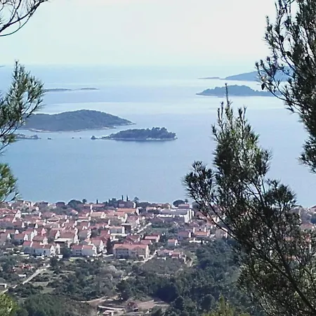 Διαμέρισμα The Modern Equipped Holiday Is Located In An House. *
